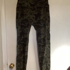 Savage Babe Women’s Black/gray Tie-Dye Leggings size X-Large